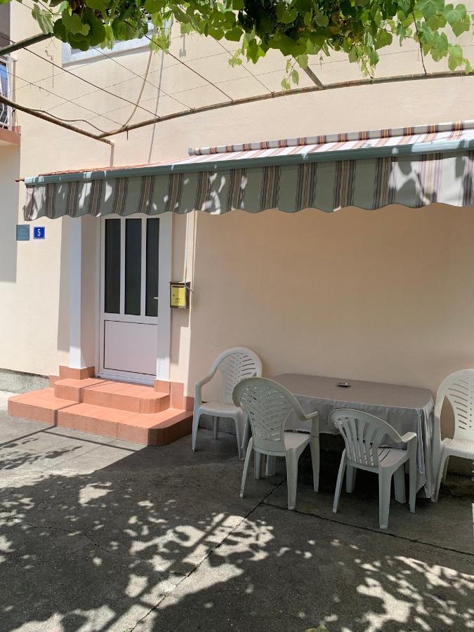 Anita Guest House Tivat Exteriör bild