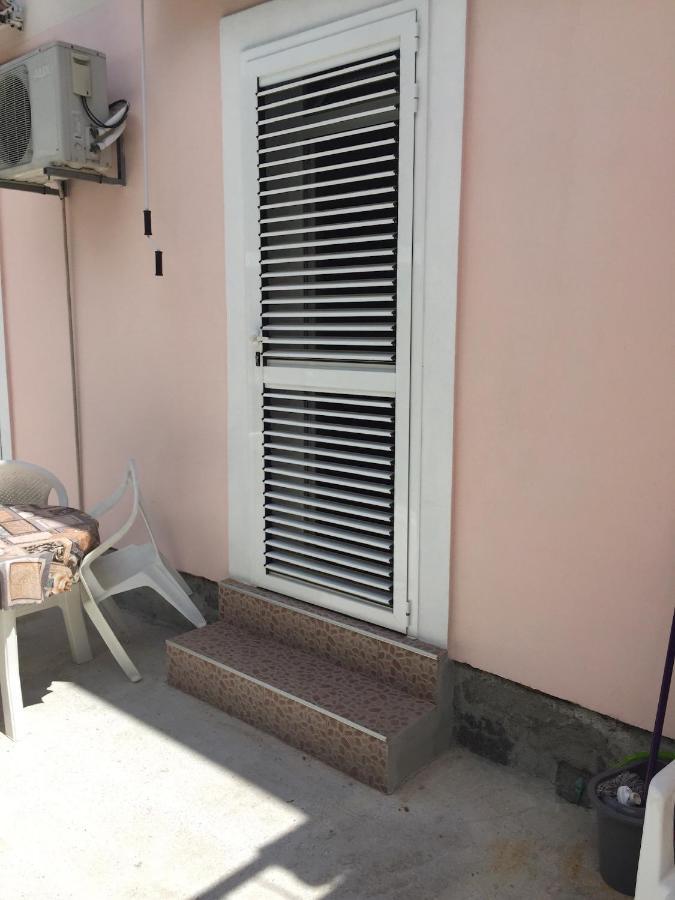 Anita Guest House Tivat Exteriör bild