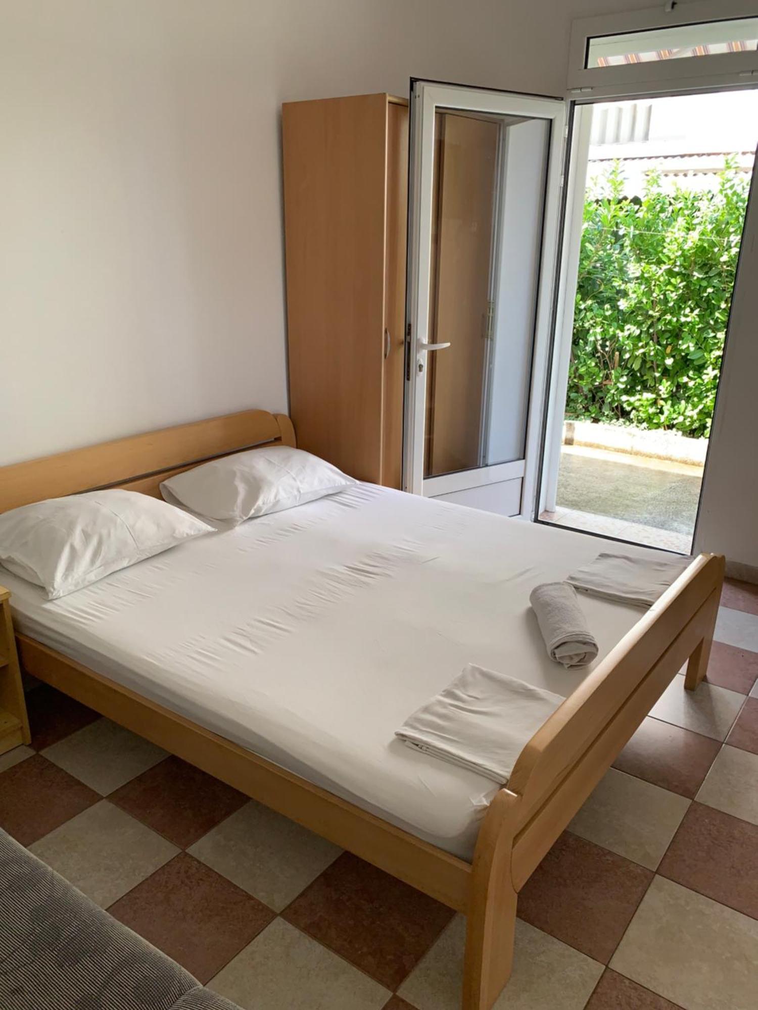Anita Guest House Tivat Exteriör bild