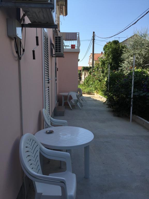 Anita Guest House Tivat Rum bild
